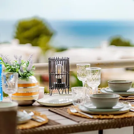 Luxury Sea View Apartment *
